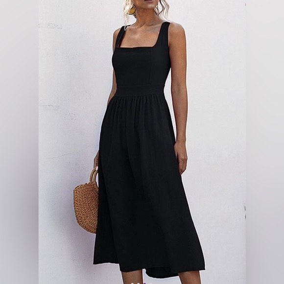 Black Sleeveless Square-Neck Midi Dress - Picture 3 of 7